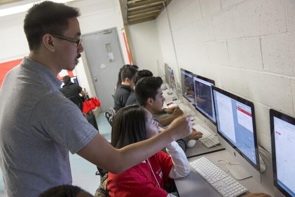 Computer science teacher may be key to NYC’s $81M plan to boost STEM courses